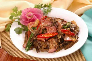 烟笋炒腊肉  32
