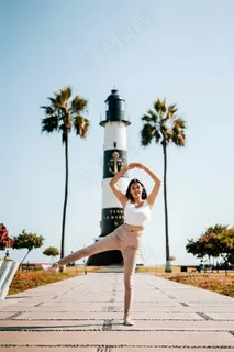 漂亮长发美女图片 漂亮长发美女图片