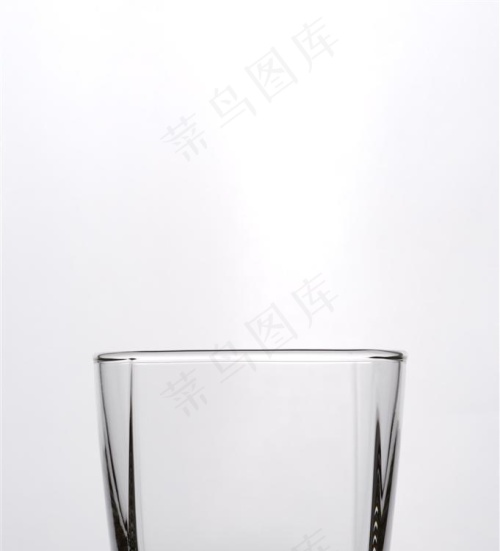 透明玻璃杯玻璃制品图片