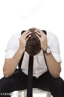 懊恼头疼的商务人士图片