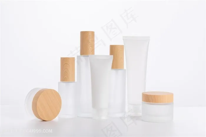 护肤品分装化妆品套装白底