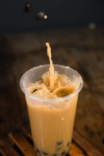 美味夏天清凉果汁饮品摄影照片