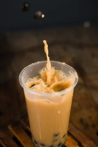 美味夏天清凉果汁饮品摄影照片