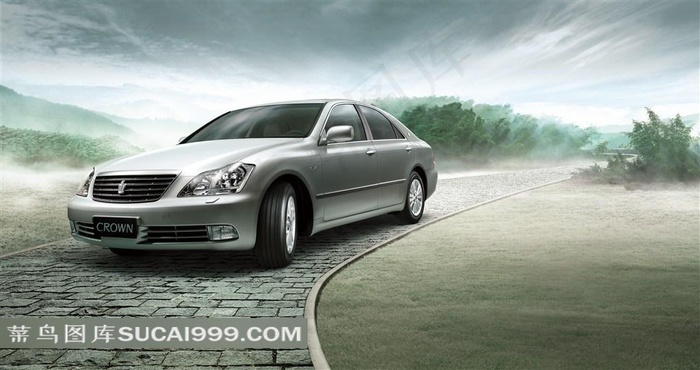 丰田皇冠轿车野外风光宣传图
