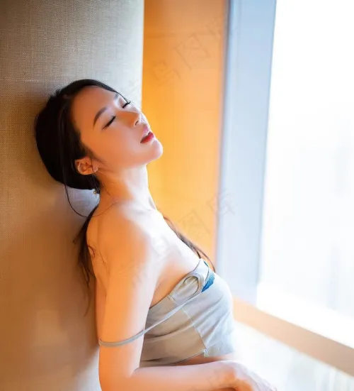 国产亚洲嫩模宅男女神梦心月高清性感美女精选图片集
