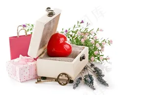 礼盒桃心和钥匙