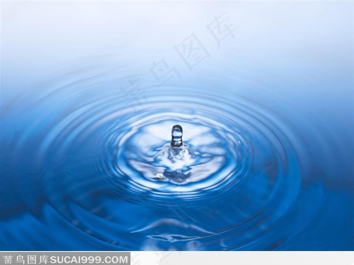 蓝色水滴透明的水滴