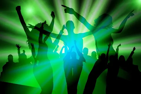 夜总会人物剪影图片 夜总会人物剪影图片