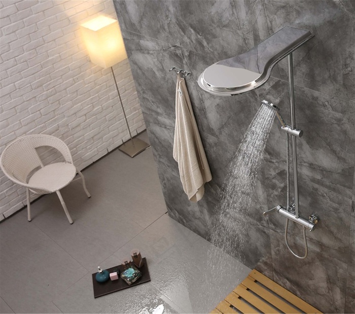 卫生间花洒图片