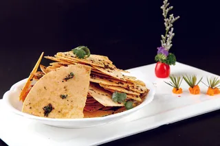 干锅美食焖锅湘菜麻辣香辣纸锅梅干菜玉米锅巴