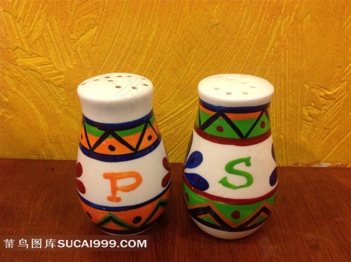 萨隆卡盐罐素材图