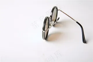 炫酷有气质的墨镜摄影素材