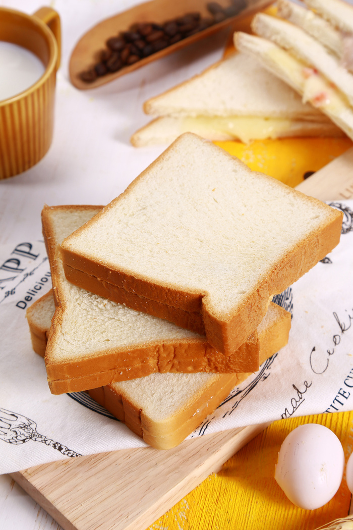 蛋糕店小蛋糕慕斯美食甜品图片