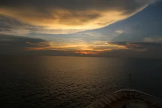 海上黄昏自然风景图片