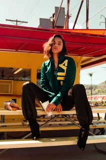 休闲运动装写真图片