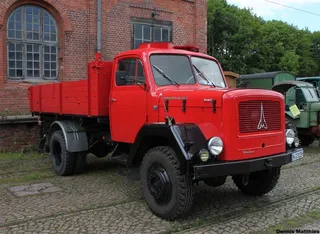 大型特种运输车工业机器摄影图片