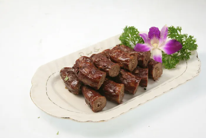 麻辣鸭脖