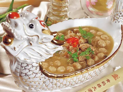 黄鹤特色双牛  黄鹤特色双牛