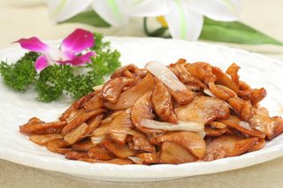 杏鲍菇炒五花肉  25元 (3)