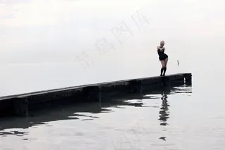 美女户外摄影图片