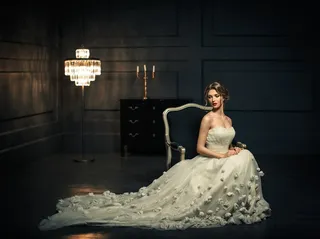 高贵的婚纱美女图片素材