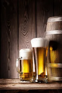 啤酒杯摄影高清图片