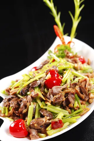 小土芹炒鸡杂 (3)