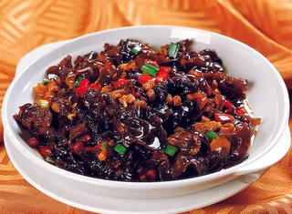 96x-140肉碎香木耳