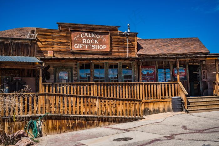 纯实木制房屋图片