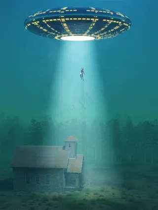 夜空中的外星飞碟