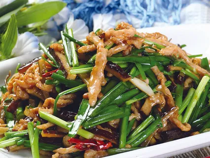 香干肉丝炒韭菜 香干肉丝炒韭菜