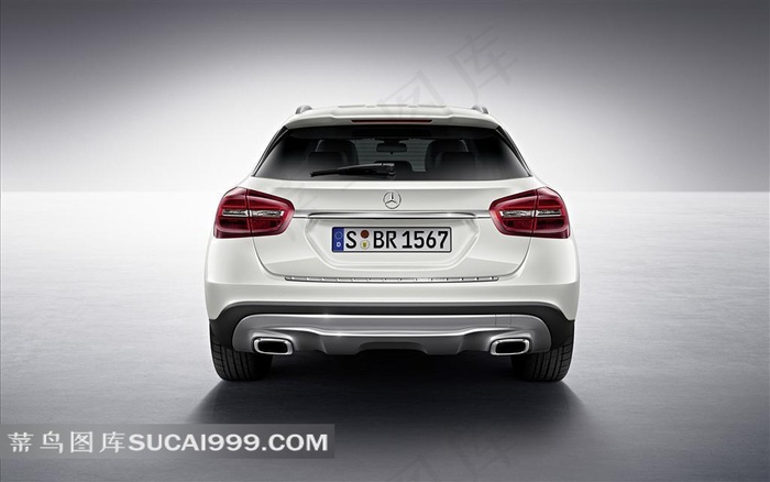 梅赛德斯-奔驰汽车后身高清素材