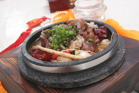 石锅狗肉 28元 (6)