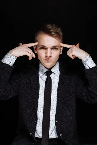 超拽外国帅哥图片