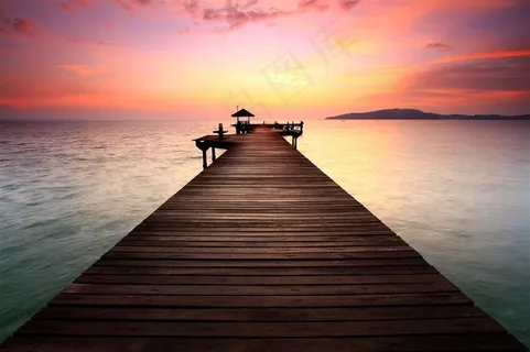 高清唯美海边栈桥风景图片 高清唯美海边栈桥风景图片