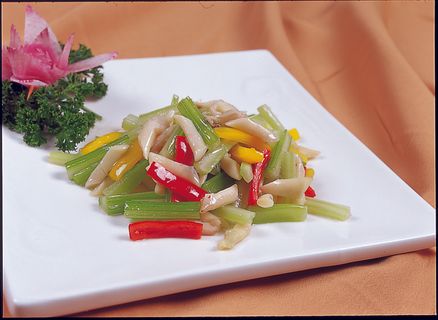 1009XC-0140西芹夏果炒鲍贝