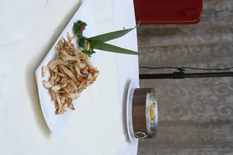 鹅肝酱焗杂菌 28元 (5)