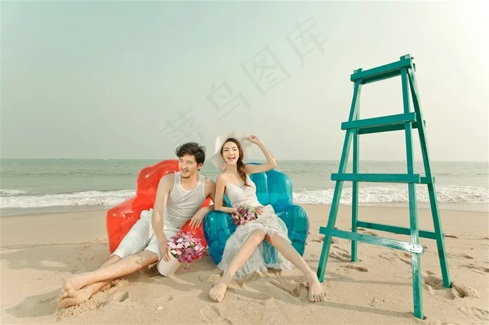 情侣沙滩唯美艺术照摄影图