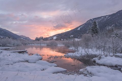 日出雪景图片 日出雪景图片