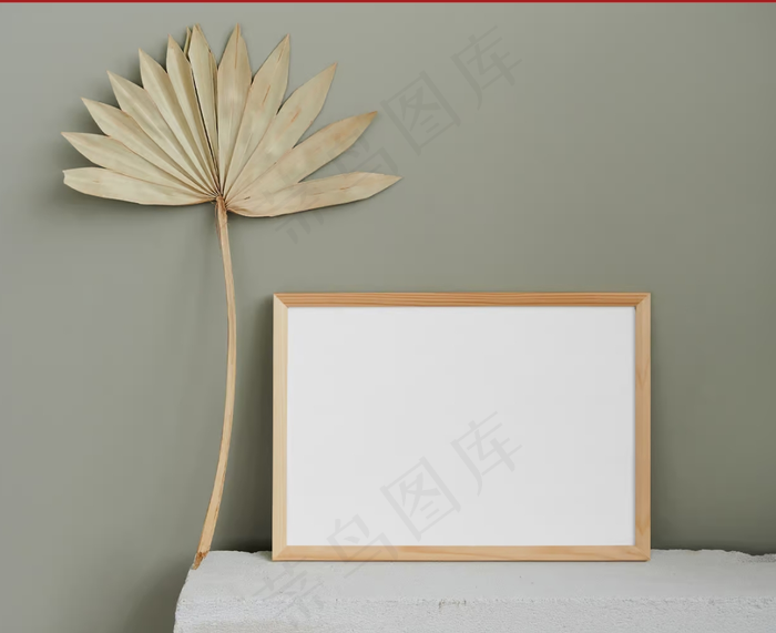 砖样机上的木框架psd模版下载
