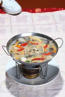 山椒野蘑烩鸭肠 (1)