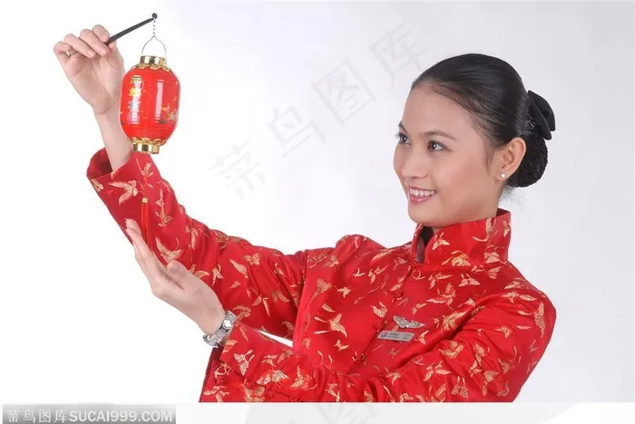 拿着灯龙的美女