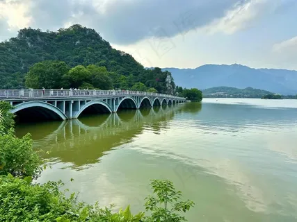 有温度的桥 有温度的桥