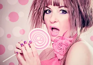 棒棒糖美女图片