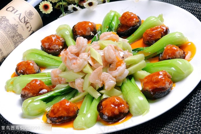 香菇酿虾球特色美味风味*自制秘制菜肴摄影图