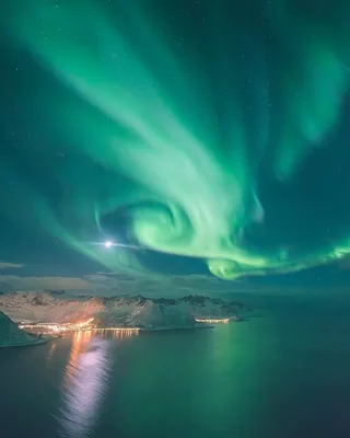 绿色极光壁纸图片