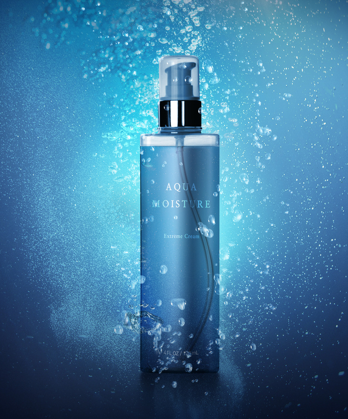 精美水润护肤品海报PSD分层素材