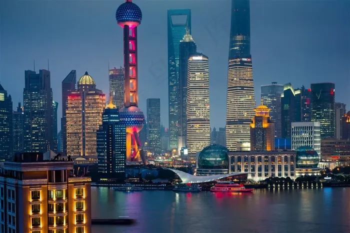 夜幕中的城市风景高清图片
