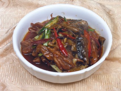 0711c-477鸭掌焖血鳝