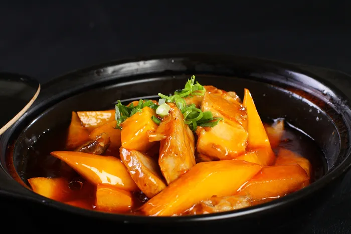 R00247萝卜焖排骨